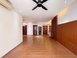 Seletaris (D27), Condominium #570434781